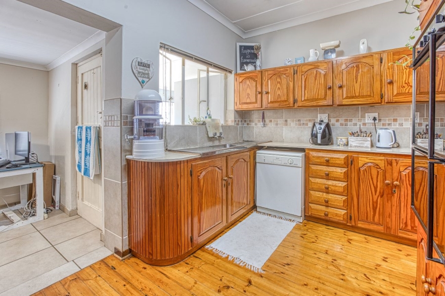 3 Bedroom Property for Sale in Sunnyridge Eastern Cape